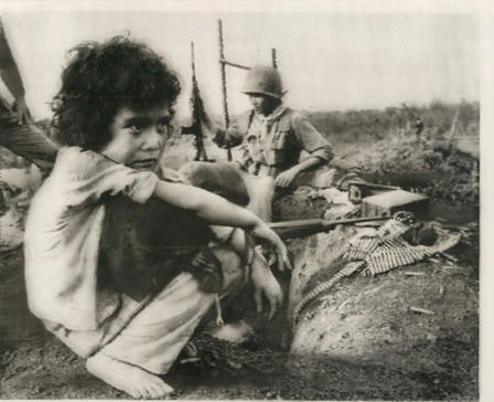 Cuộc tìm mộ ám ảnh ở "khe núi chặt đầu"